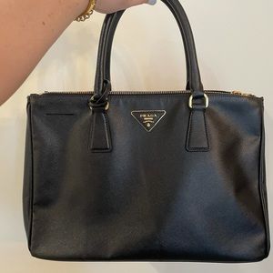 Prada Galleria Saffiano leather medium bag